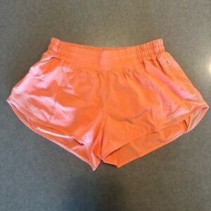 Lululemon Low Rise Hotty Hot 2.5” Shorts